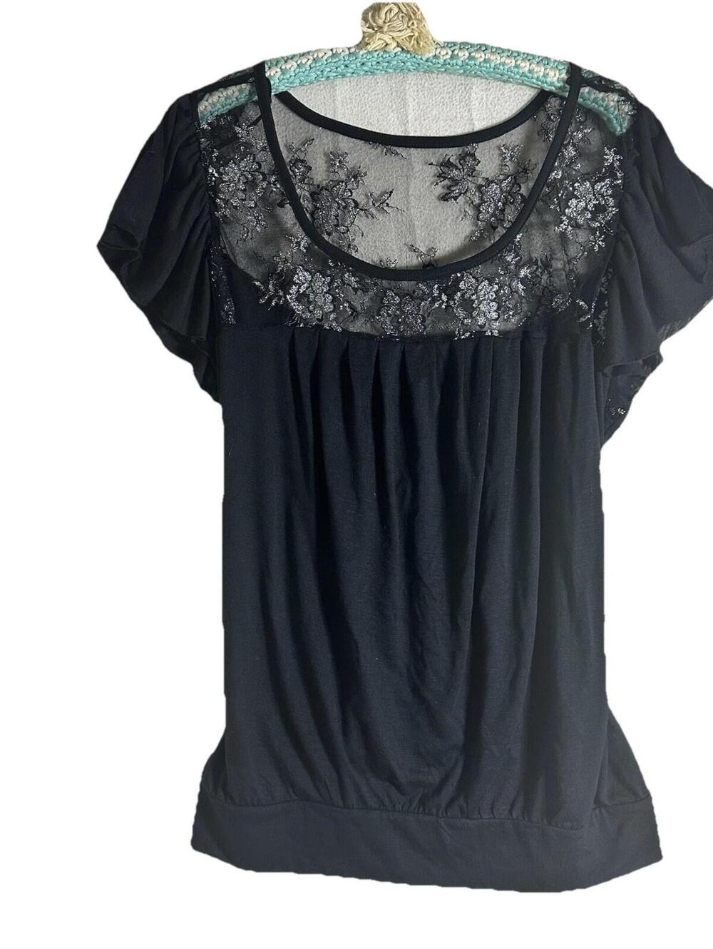 Y2K Torrid shirt Whimsigoth Romantic Moody Flutter Sleeve Floral Lace Sz 2  NWT